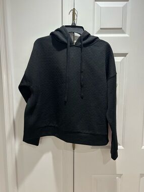 ALO Yoga Black Textured Drawstring Hoodie